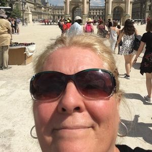 Meet your Posher, Katherine